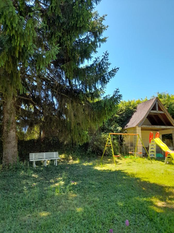 Maison Dans Ecrin De Verdure En Perigord Noir Saint-Cyprien (Dordogne) Exterior foto